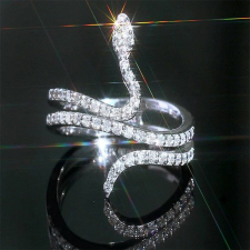 MariaKing Kristályokkal kirakott kecses kígyós gyűrű, 10 gyűrű