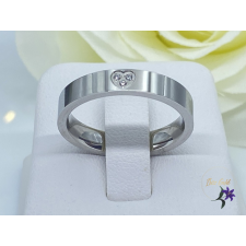  Martina-4 nemesacél karikagyűrű metszett szívvel gyűrű