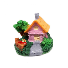  Mini házikó kerttel, mérete: 53x48x46 mm dekorációs kellék
