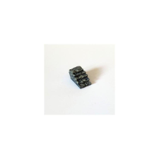 Mini lépcsősor, egyenes. Mérete: 15x30x15 mm dekorációs kellék
