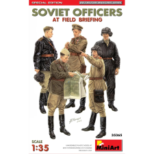 MiniArt 1/35 Szovjet tisztek eligazításon katonai figura modell makett