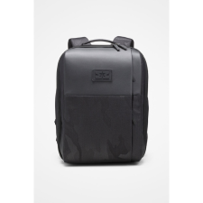 MiniMeis pelenkázó hátizsák és babarögzítő hám étkezőszékhez Hero G5 Black pelenkázótáska
