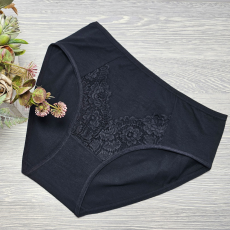 MST Magas derekú női alsó csipke díszítéssel M/L, Fekete