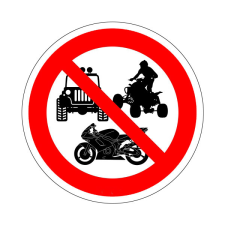 N/A Motorral, quaddal, terepjáróval behajtani tilos! (DKRF-TIL-1941-1) információs címke