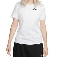  Nike Sportswear Club Essentials Női Póló