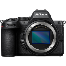 Nikon Z5 II digitális fényképező