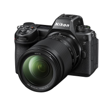 Nikon Z6 III + Z 24-200 mm f/4-6,3 VR digitális fényképező