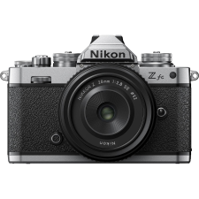 Nikon Z fc + Z 28mm f/2.8 SE digitális fényképező