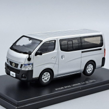  Nissan NV350 Caravan Van DX 2012 1:43 makett