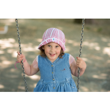  nyári kalap, csík, piros babasapka, sál