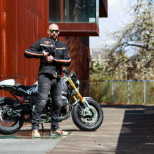  Nyári motoros kabát W-TEC 2Stripe fekete-bézs-narancs bővített XL motoros kabát