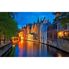  Öntapadó és mosható falikép Sétálva Bruges-en, 250 x 200 cm tapéta, díszléc és más dekoráció