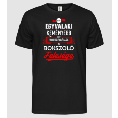 Pólómánia Csak egy valaki keményebb a bokszolónál - Férfi Alap póló