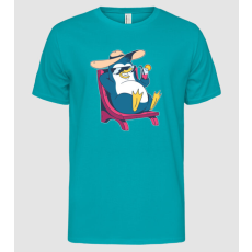 Pólómánia Menő Pingvin napozik a tengerparton - Férfi Alap póló