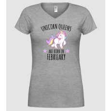 Pólómánia Unicorn queens are born in - February - Női V nyakú Póló
