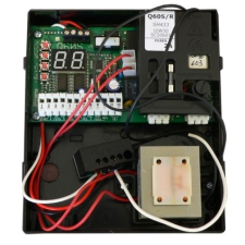 Proteco Q60RS egymotoros vezérlés tolókapukhoz fixkódos rádióvevővel. - Digitális programozás, kiskapu funkció, lassítás, hiba visszajelzés biztonságtechnikai eszköz