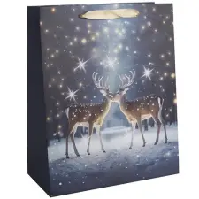 Qx Dísztasak matt 26x32 cm havas táj rénszarvasokkal ajándéktasak
