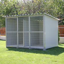  RENATO Kutya kennel, 3x2m alapterület , két részre osztva, padozat nélkül szállítóbox, fekhely kutyáknak