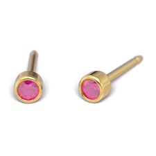  Rövid szárú 2mm-es pink kristállyal arany színű fülbevaló
