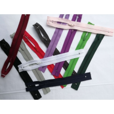  RT0-ás zárt ruha húzózár 20 cm rövidáru