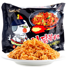 Samyang ramen csípős és fűszeres instant tészta csirkés ízű 140g tészta