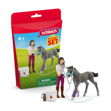Schleich 42752 Pocket Set - Horse Club Gondozás szett Trakehner csikóval játékfigura