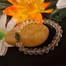  Smaragd kővel díszített kristály karkötő. karkötő