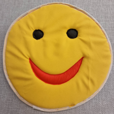 Smiley sárga ülőpárna lakástextília