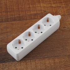 Stilo hálózati elosztó 4db aljzat vezeték nélküli, (GYV) biztonsági zsalus hosszabbító, elosztó