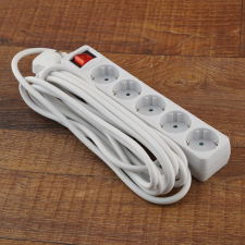 Stilo hálózati elosztó 5db aljzat 5fm vezetékkel, kapcsolóval hosszabbító, elosztó