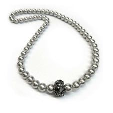 Swarovski gyöngy nyaklánc -Light Grey nyaklánc