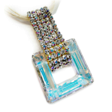  Swarovski krsitályos csiszolt kocka nyakék nyaklánc