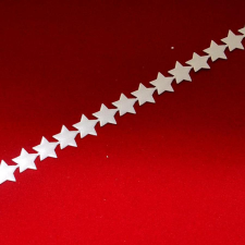 Szatén szalag csillag, szélessége: 1 cm. Az ár EGY méterre vonatkozik! dekorációs kellék