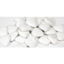  Szívalakú cukrozott csokoládédrazsé, fehér dekorációs kellék