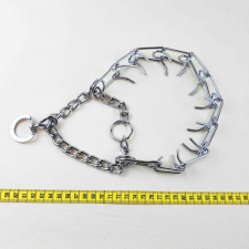  SZÖGES FOJTÓ KIKÉPZŐ NYAKÖRV - KÖZÉPNAGY nyakörv, póráz, hám kutyáknak