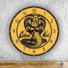 Szupicuccok Cobra Kai - kör alakú üveg falióra