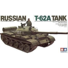  Tamiya 1:35 Soviet T-62A - 35108 makett