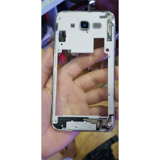 tel-szalk-016117 Samsung Galaxy J7 (2015) J700 ezüst középső keret mobiltelefon, tablet alkatrész