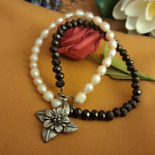  Tenyésztett gyöngy és kristály nyaklánc /3/ nyaklánc