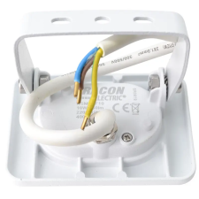 TRACON RSMDLF10 SMD fényvető, fehér220-240V AC, 10W, 4000K, IP65, 750lm, EEI=A kültéri világítás