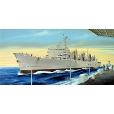  Trumpeter AOE Fast Combat Support Ship USS Sacram. 1:700 (05785) makett