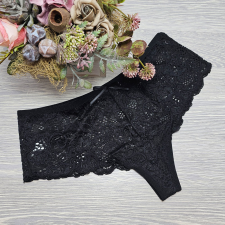 Turbó Széles oldalú csipkés tanga S, Fekete női alsó