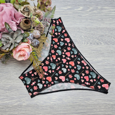 Turbó Varrat nélküli női alsó SZIVECSKE MINTÁS M