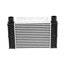 utángyártott Intercooler Case IH 74702451 autóalkatrész