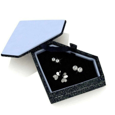 Változatosság - ékszerdobozos Swarovski fülbevaló szett - fehér ékszer szett