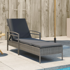 vidaXL szürke polyrattan napozóágy párnával 63x200x81 cm kerti bútor