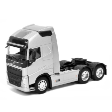  Volvo fém kamion modell 1:64 autópálya és játékautó