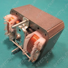 WHIRLPOOL - INDESIT Motor, ventilátor (eredeti) WHIRLPOOL páraelszívó beépíthető gépek kiegészítői