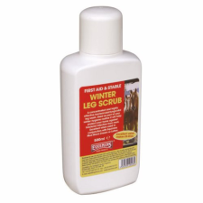 Winter Leg Scrub Concentrate – Csüdsömör lemosó koncentrátum 1 liter lovaknak lófelszerelés